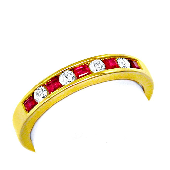 Neu! Spitzenrubine Brillant Memory Ring, aus Edelstein Farbstein Ringen