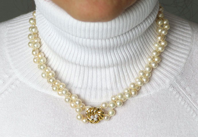 Lange Perlenkette mit Perlenclip KÜRZER doppelt getragen